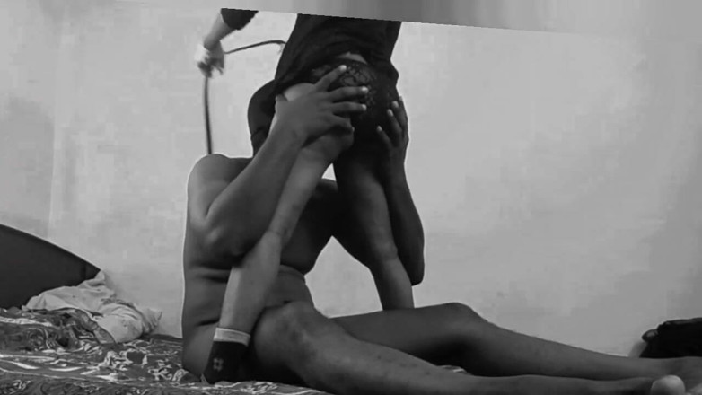Kamadevathaii: Làm tình nóng bỏng với chồng của tôi