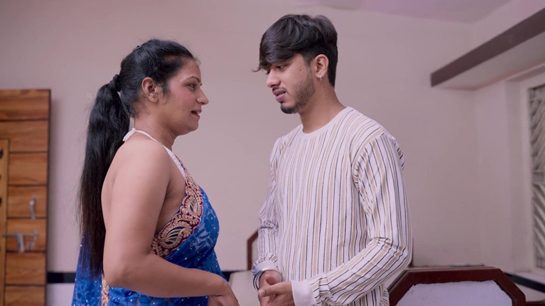 HotMaal69: bhaartiy aanti bare land ko dekhne ke baad darti hai...
