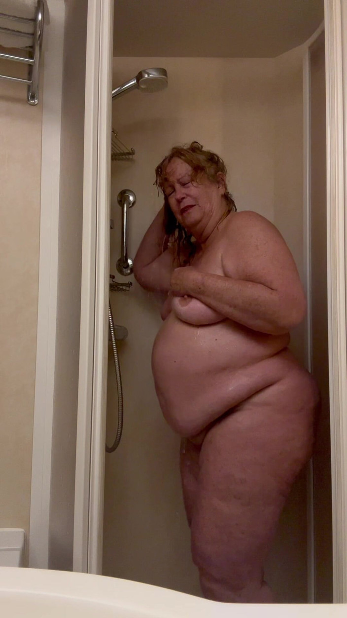 Big Ass 4 U: バブリーシャワー