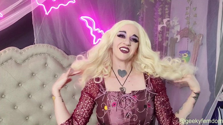 Geeky Femdom: Hocus Pocus Rampage su Comic Con Virgins