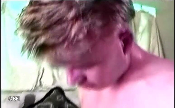 Combat zone transsexual barebacking: Transgrese ona-muž