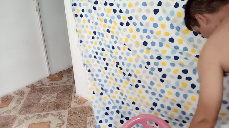 Valkyrieandluigy: Fată frumoasă care suge gâtul adânc