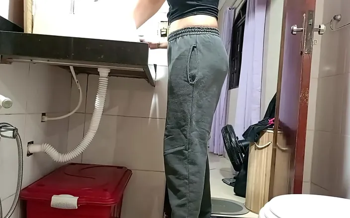 Gabi SweetCouplesStories: Maid Is Caught in the Bathroom.