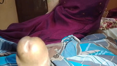 LEGSCOUPLE12: Delhili hemşire kocasının penisini ağzına sokuyor ve ondan zevk alıyor