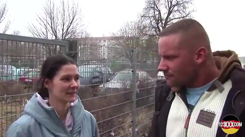 123XXX - 100% Amateurs: Dziki koleś daje swoją ciepłą krem słodką niemiecką laską