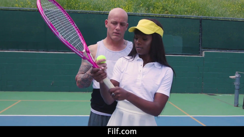 FILF - Father I'd Like To Fuck: Anna foxxx si cewek semok kulit hitam lagi asik seks...