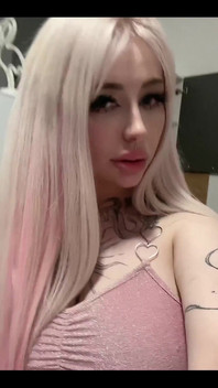 When Evening Falls and the City Is Covered with a Carpet of Stars