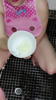 Loud Moaning Orgasm