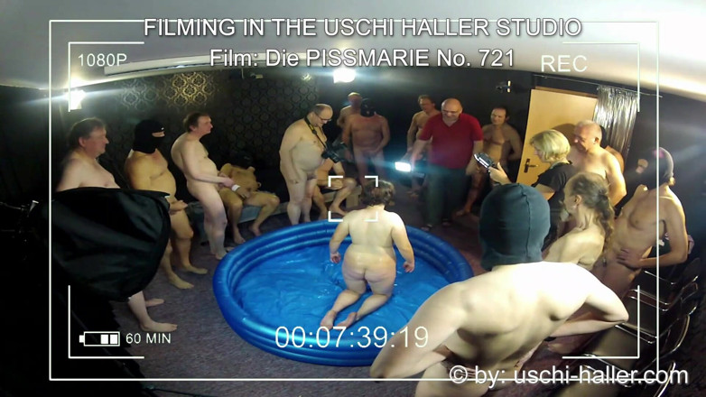 Club Express: [behind the Scenes] - Gangbang &amp; Piss Party with Nancy Nature