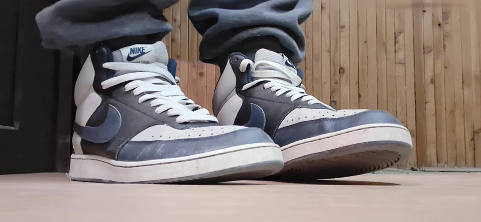 jerkofflover: Nike Sneakers on My Feet