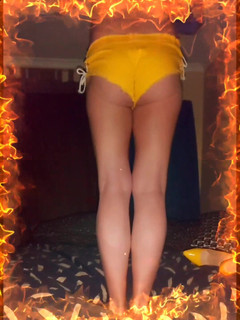 Lizzaali: Jag är helt enkelt oemotståndlig, hehe, ja, i mina drömmar ändå