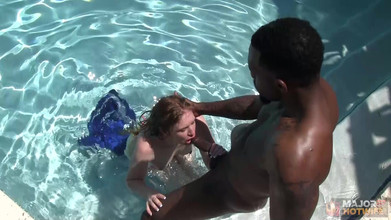 Rome Major Hot Wife: Rome Major热辣人妻深喉泳池场景