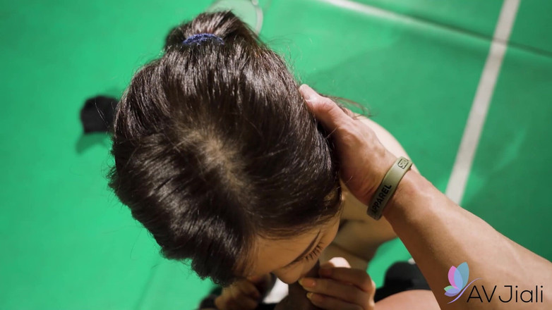 AV Jiali: Xiang Xiang nosí tanga kalhotky a dostává spoustu pozornosti, když...