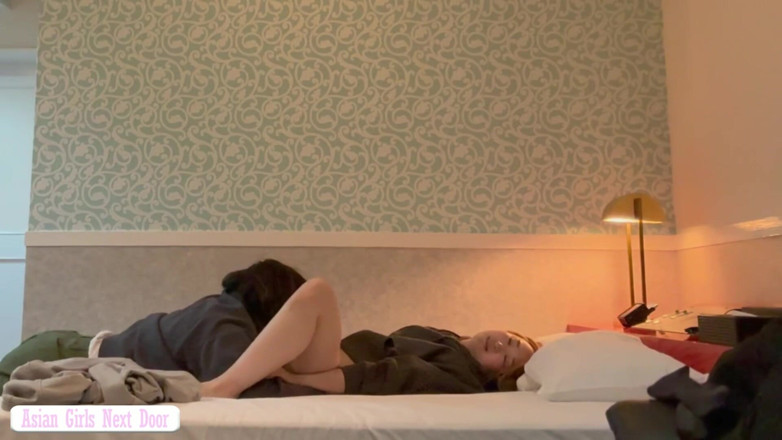 Cheaters Japan: Il cameraman si unisce e si scatena con una donna...