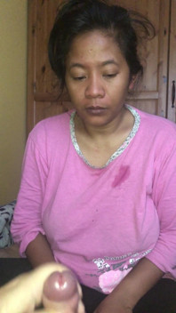 Indonesian Whore Sucks Cock and Takes a Huge Cumshot in Her Mouth