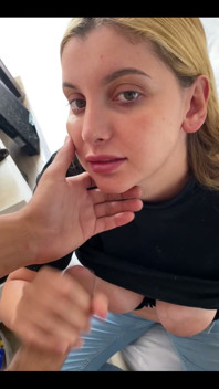 Ivana Montana Blowjob