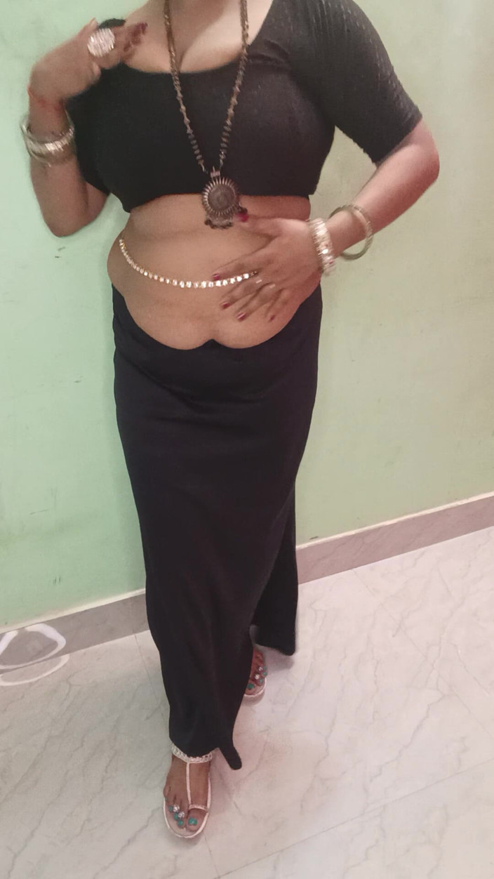 Kavita suman: インドのBBWバービーダンスとセックスサリーブラウス、クリアなヒンディー語の声