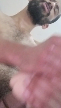 Handjob en zelfzuigen