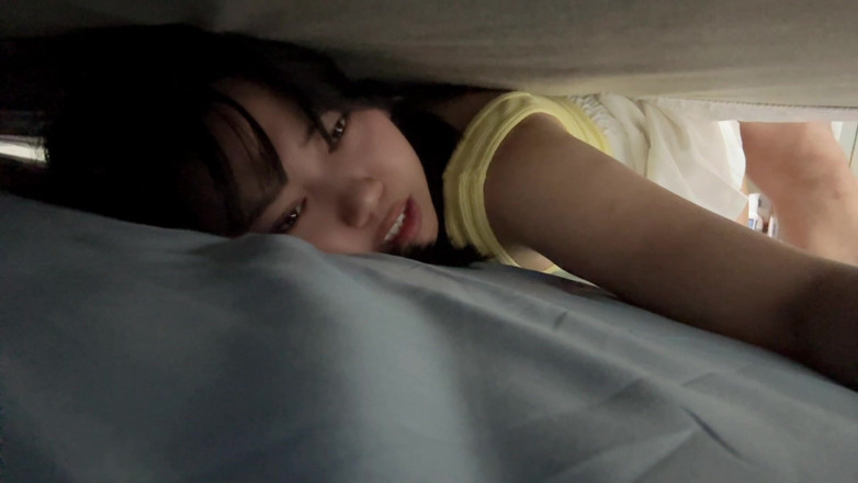 Mya Mya: Stuck Girl Porn