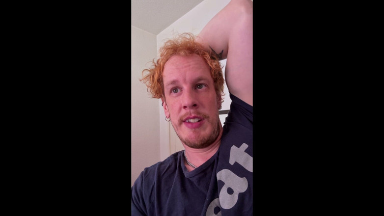 Christian Hunter: Christian Hunter Worships the Feet, Socks, and Sneakers of Dom...