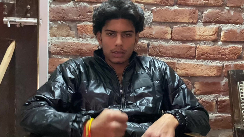 Shonai: 我去了某人的房子，他们女儿的屁股有多大？