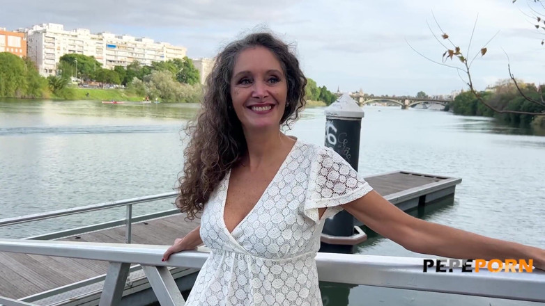 PepePorn: Enjoy 40-year-old Mavi Who's Very Kinky