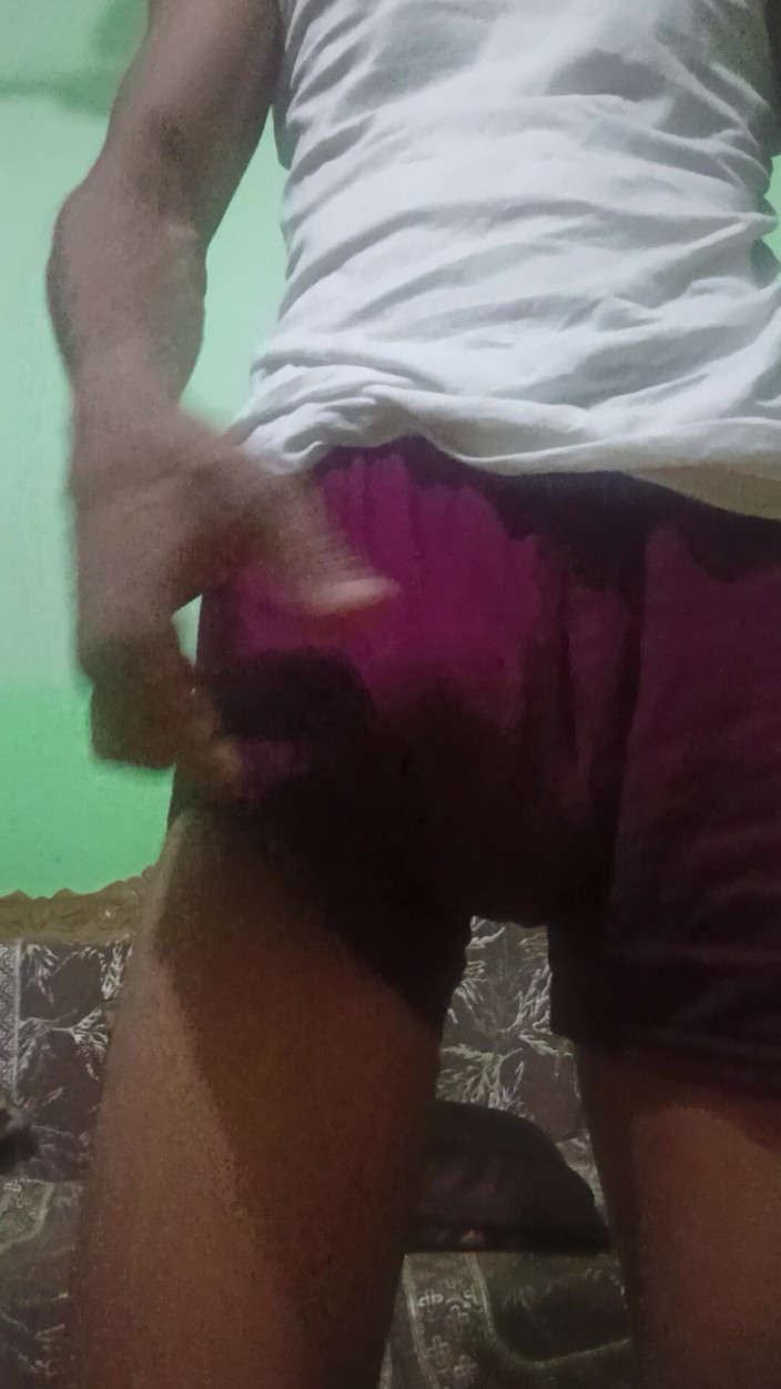 Xxx hard core India: Labă cu tineri de peste 18 ani care se masturbează