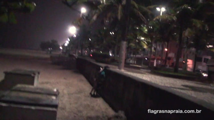 Amateurs videos: Couple fucking at night on the beach sand