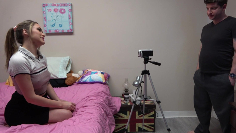 Jerky Girls: Eine Familien-gesichtsbesamung Mit Carly Strohm