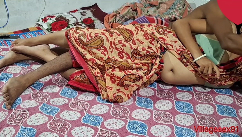 Villagesex91: गांव की भाभी तेजी से चुदाई चूत मुलायम बालों वाली चूत सेक्स
