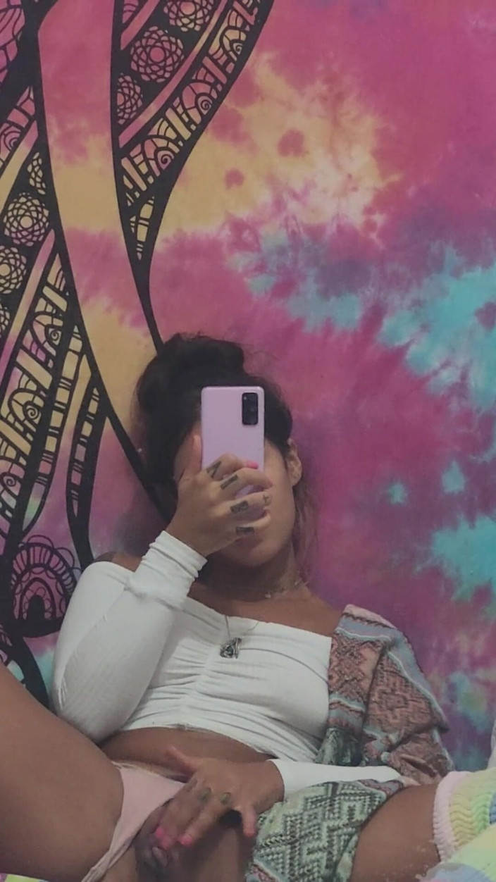Srta XXX: Bekas saya Posted Video Ini Dirinya Pancut Pada Cermin