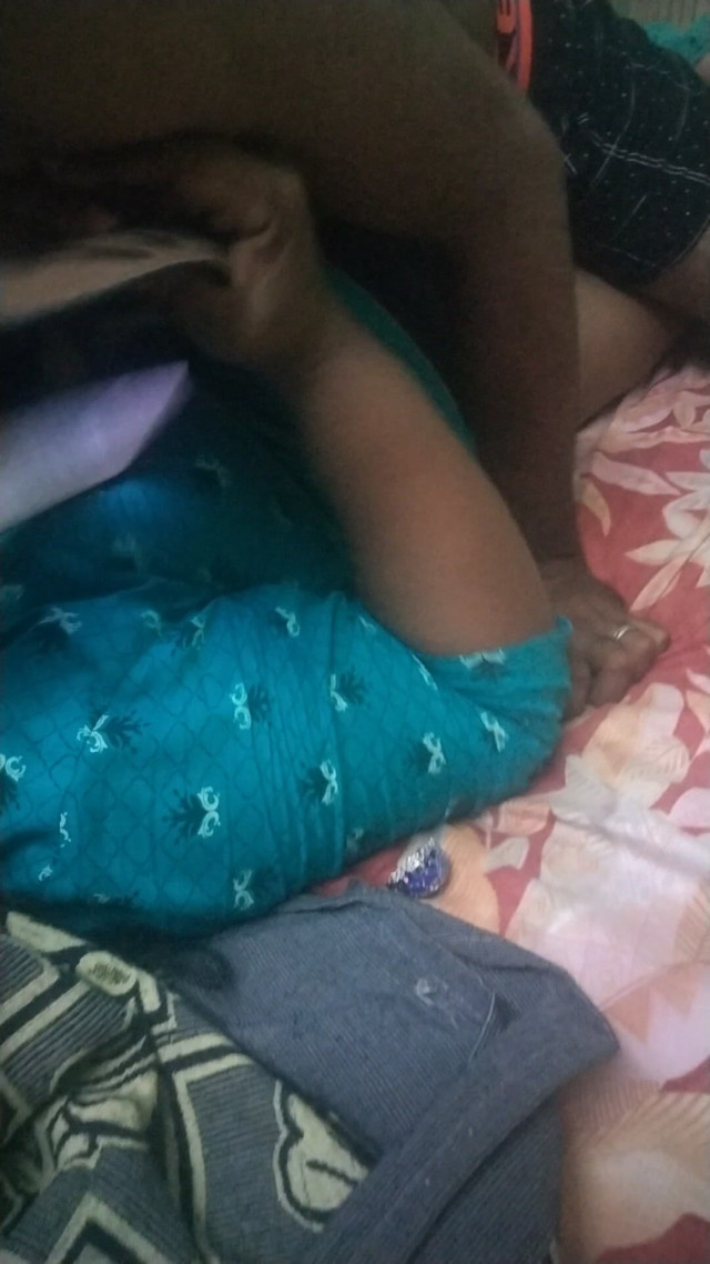 Tamil Shooting Explained for New Aunty (Tamil lesbian)