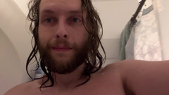 Martin Lovaletti: Först tvättar jag min kropp, sedan leker jag med min...