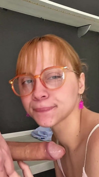 Těsná Kundička Se Vloupá Do