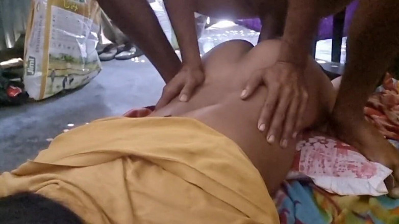 Jesmina: Desi Bengali Bhabhi rövknull pojke BoyE, Branden