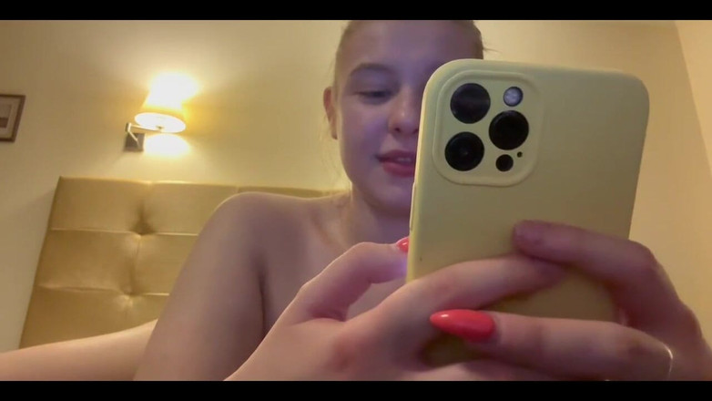 JuiceLussie: Awek panas mengusik awak dengan pantat sedap - cuba jangan pancut