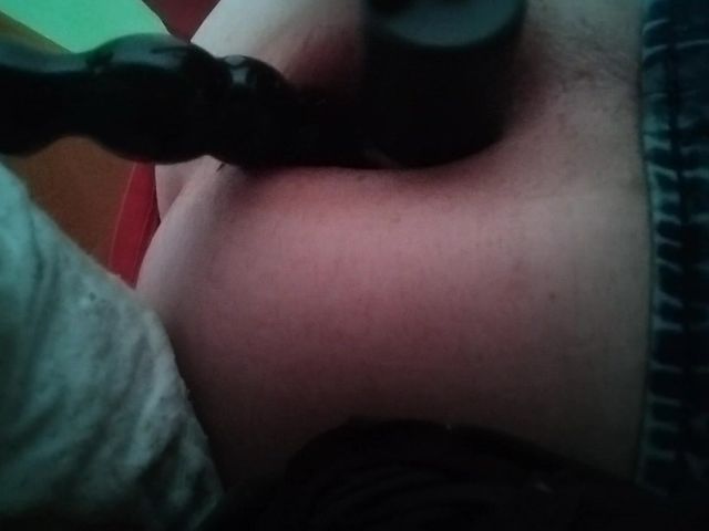 Everyone Comes in Thirsty for Cock (I'll give you holes)