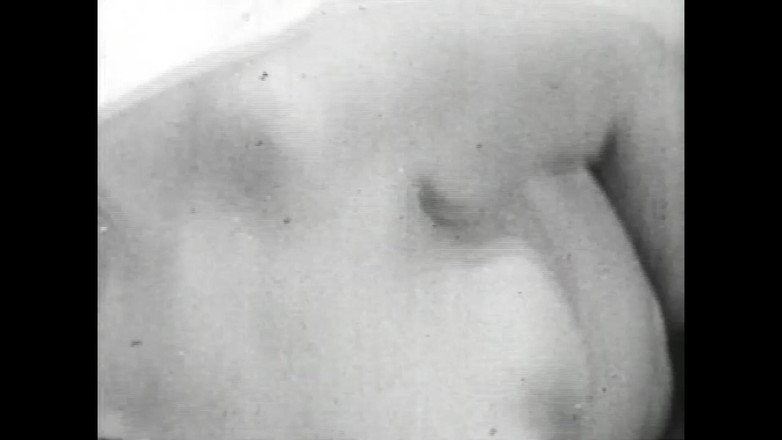 Vintage megastore: Cơ thể đẹp và kích thích