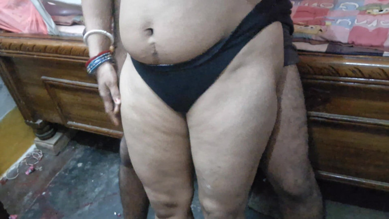 Busty Banuu: Blowjob gaya doggy dan seks berkongkek dengan kawan suami saya
