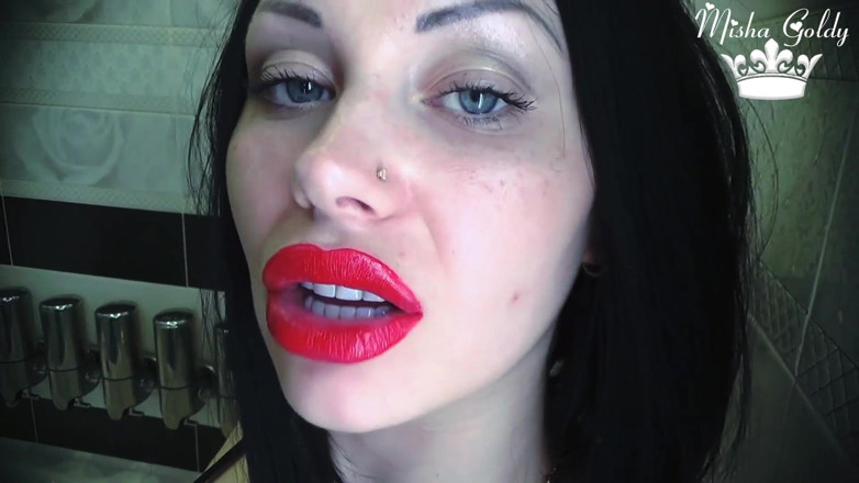 Goddess Misha Goldy: Sarai per sempre una parte del mio bellissimo corpo! Mangiare...
