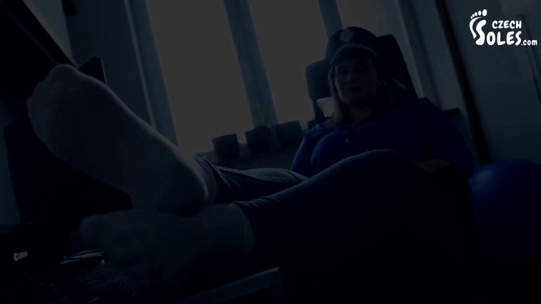 Czech Soles - foot fetish content: Lazy BBW police woman's smelly socks and feet