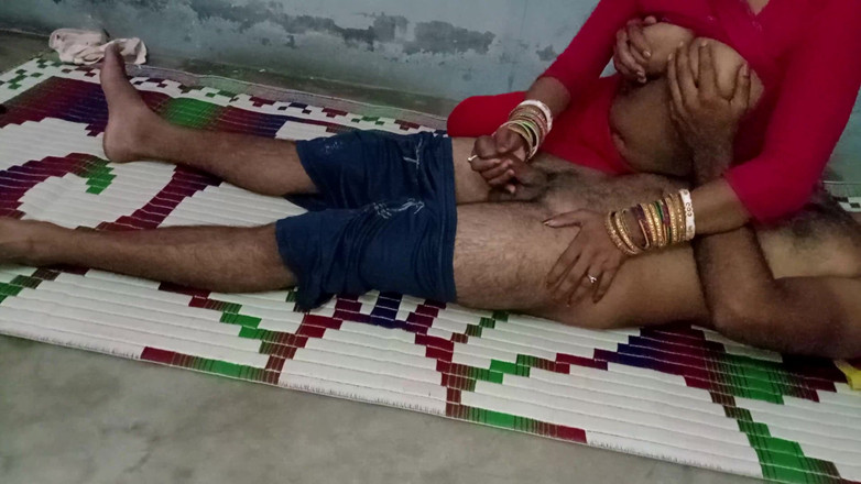 FireeCouple: Indian Maid Young Stepdaughter Sucking Dick and I Pinch Her...