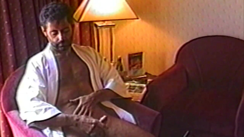 Oldschool X: Muscular Stud Strokes His Thick Cock Slowly