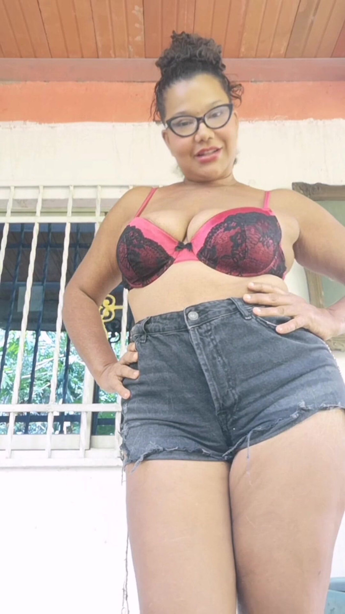 Sarah Fonteyna: Dvě kundičky vystřelené mega dildem