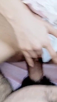 Hubungan romantik antara abang tiri, dia mahu saya mengongkeknya dengan keras.