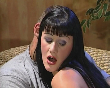 Purzel: 彼女がついに初めてアナルを欲しがる。私はとてもムラムラして、動物のようにファックします