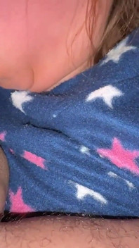 Fiica mea vitregă îmi înghite sperma fără scuze