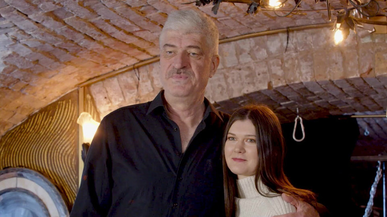 Max Lomp extreme BDSM: Einen unberührten teenager testen - Arianas debüt