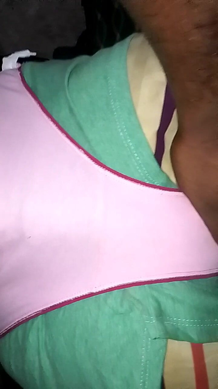 Jaanu294: Srilankan černý chlapec pinks růžová