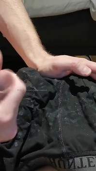 #2 di sini adalah sepasang pakaian dalam yang aku buat untuk penggemar yang memesannya penuh air mani